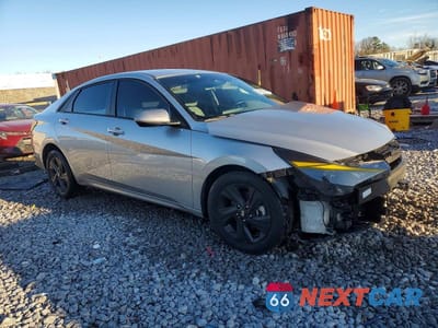 Czwarte zdjęcie samochodu z boku: 2021 HYUNDAI ELANTRA SEL VIN:5NPLS4AGXMH024132 - miniatura