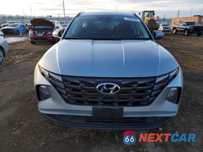 Piąte zdjęcie samochodu w środku: 2023 HYUNDAI TUCSON SEL VIN:5NMJF3AE4PH273399 - miniatura