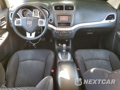 Zdjęcie 8 z 14 samochodu: 2014 DODGE JOURNEY SE VIN:3C4PDCAB4ET224760 - miniatura