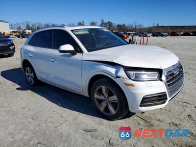 Czwarte zdjęcie samochodu z boku: 2018 AUDI Q5 PREMIUM VIN:WA1ANAFY7J2025342 - miniatura