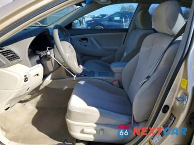 Zdjęcie 7 z 12 samochodu: 2011 TOYOTA CAMRY VIN:4T1BF3EK4BU642053 - miniatura