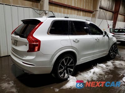 Trzecie zdjęcie samochodu z tyłu: 2019 VOLVO XC90 T6 MOMENTUM VIN:YV4A22PK2K1432150 - miniatura