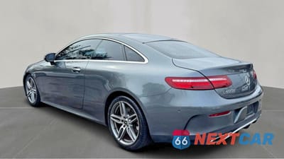 Trzecie zdjęcie samochodu z tyłu: 2018 MERCEDES-BENZ E 400 VIN:WDD1J6FBXJF010617 - miniatura