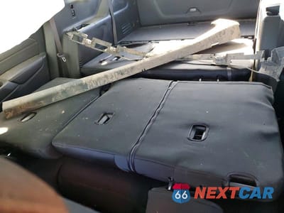 Zdjęcie 10 z 12 samochodu: 2019 CHEVROLET TRAVERSE LS VIN:1GNEVFKW6KJ234000 - miniatura