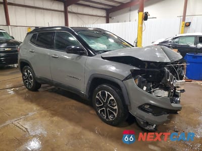 Czwarte zdjęcie samochodu z boku: 2023 JEEP COMPASS LIMITED VIN:3C4NJDCN2PT551125 - miniatura
