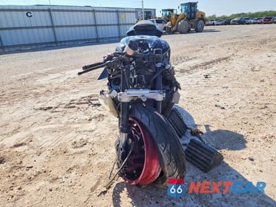 Drugie zdjęcie samochodu z przodu: 2017 SUZUKI GSX VIN:JS1GN7FA3H2101682 - miniatura