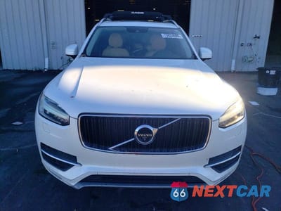 Piąte zdjęcie samochodu w środku: 2016 VOLVO XC90 T6 VIN:YV4A22PK4G1013112 - miniatura