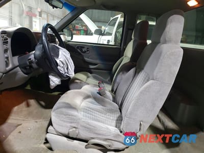 Zdjęcie 7 z 12 samochodu: 2002 CHEVROLET S TRUCK S10 VIN:1GCCS19W228119404 - miniatura