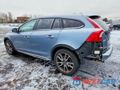 Drugie zdjęcie samochodu z przodu: 2018 VOLVO V60 CROSS COUNTRY PREMIER VIN:YV440MWK2J2056252 - miniatura
