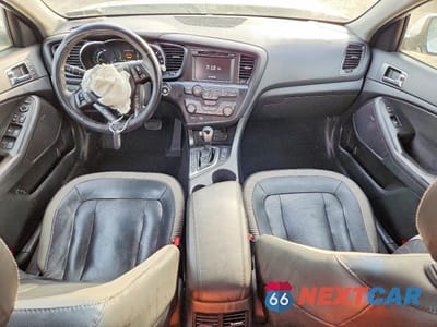 Zdjęcie 8 z 11 samochodu: 2012 KIA OPTIMA HYBRID VIN:KNAGM4AD0C5024427 - miniatura