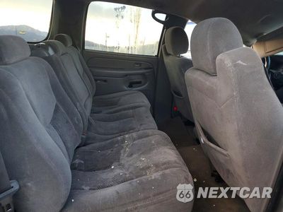 Zdjęcie 10 z 11 samochodu: 2004 CHEVROLET SUBURBAN K1500 VIN:3GNFK16Z94G263239 - miniatura