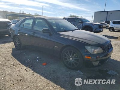 Czwarte zdjęcie samochodu z boku: 2004 LEXUS IS 300 VIN:JTHBD192240092630 - miniatura
