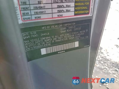 Zdjęcie 12 z 12 samochodu: 2007 VOLVO C70 T5 VIN:YV1MC68207J016196 - miniatura