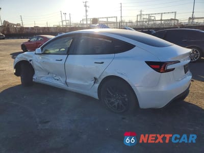 Drugie zdjęcie samochodu z przodu: 2026 TESLA MODEL 3 VIN:5YJ3E1EAXTF145848 - miniatura