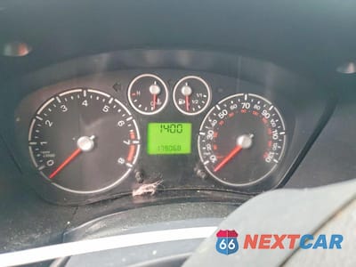 Zdjęcie 9 z 13 samochodu: 2010 FORD TRANSIT CONNECT XL VIN:NM0LS6AN6AT014776 - miniatura