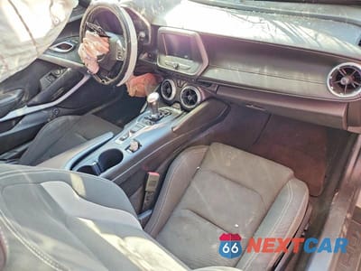 Zdjęcie 8 z 11 samochodu: 2018 CHEVROLET CAMARO LT VIN:1G1FB1RSXJ0153655 - miniatura