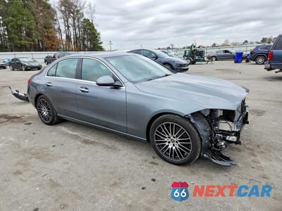 Czwarte zdjęcie samochodu z boku: 2024 MERCEDES-BENZ C 300 VIN:W1KAF4GB1RR235202 - miniatura