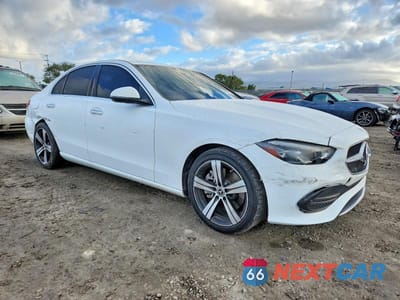 Czwarte zdjęcie samochodu z boku: 2022 MERCEDES-BENZ C 300 VIN:W1KAF4GB4NR010024 - miniatura