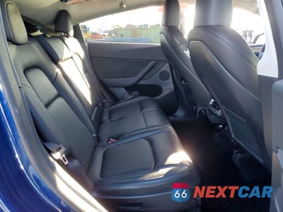 Zdjęcie 11 z 14 samochodu: 2025 TESLA MODEL Y VIN:7SAYGAEE8SF267371 - miniatura