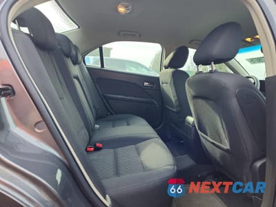 Zdjęcie 10 z 12 samochodu: 2010 FORD FUSION SE VIN:3FAHP0HA7AR158645 - miniatura