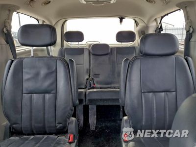 Zdjęcie 10 z 14 samochodu: 2010 CHRYSLER TOWN & COUNTRY TOURING PLUS VIN:2A4RR8D16AR334341 - miniatura