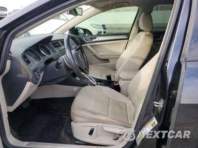 Zdjęcie 7 z 13 samochodu: 2016 VOLKSWAGEN E-GOLF SEL PREMIUM VIN:WVWPP7AU9GW903596 - miniatura