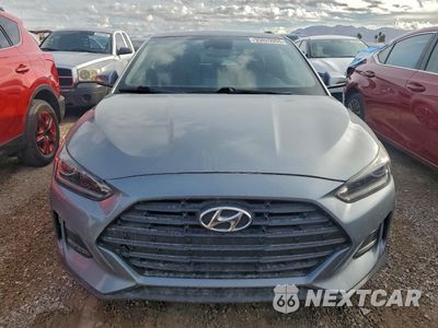 Piąte zdjęcie samochodu w środku: 2020 HYUNDAI VELOSTER BASE VIN:KMHTG6AF9LU029472 - miniatura