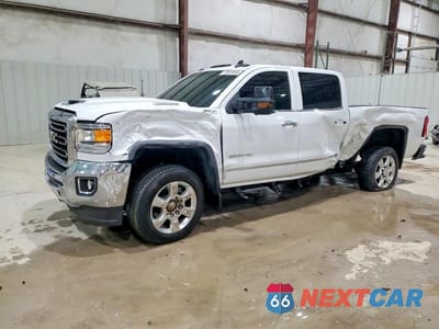 2018 GMC SIERRA K2500 SLT 1GT12TEY5JF284240 - główne zdjęcie licytacji z USA - miniatura