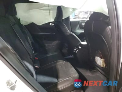 Zdjęcie 11 z 14 samochodu: 2022 VOLVO XC40 P8 RECHARGE PLUS VIN:YV4ED3UR7N2690875 - miniatura