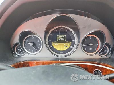 Zdjęcie 9 z 12 samochodu: 2012 MERCEDES-BENZ E 350 BLUETEC VIN:WDDHF2EB8CA596308 - miniatura