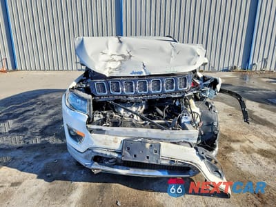Piąte zdjęcie samochodu w środku: 2021 JEEP COMPASS LIMITED VIN:3C4NJDCB2MT527473 - miniatura