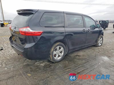 Trzecie zdjęcie samochodu z tyłu: 2017 TOYOTA SIENNA VIN:5TDZZ3DC3HS770964 - miniatura