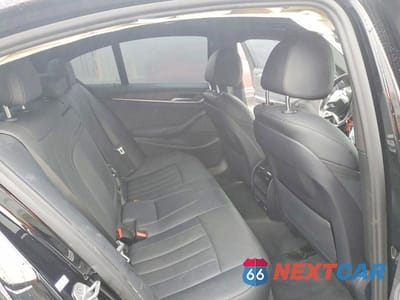 Zdjęcie 10 z 12 samochodu: 2021 BMW 530 I VIN:WBA53BH01MCF18040 - miniatura