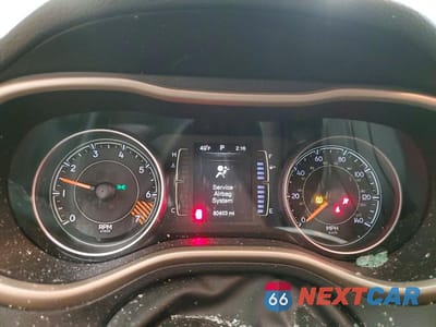 Zdjęcie 9 z 12 samochodu: 2015 JEEP CHEROKEE LATITUDE VIN:1C4PJLCB0FW732662 - miniatura