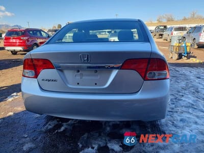 Zdjęcie 6 z 12 samochodu: 2009 HONDA CIVIC LX VIN:19XFA16539E016407 - miniatura