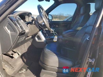 Zdjęcie 7 z 11 samochodu: 2018 LAND ROVER RANGE ROVER VIN:SALGR2RV8JA505187 - miniatura