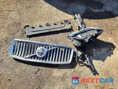 Zdjęcie 12 z 13 samochodu: 2025 VOLVO XC90 PLUS VIN:YV4M12PE0S1315421 - miniatura
