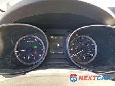 Zdjęcie 9 z 14 samochodu: 2018 HYUNDAI SANTA FE SPORT 2.4L VIN:5XYZT3LB5JG569516 - miniatura