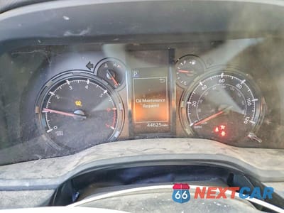 Zdjęcie 9 z 12 samochodu: 2023 TOYOTA 4RUNNER SE VIN:JTENU5JR0P6135146 - miniatura