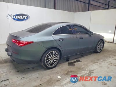 Trzecie zdjęcie samochodu z tyłu: 2020 MERCEDES-BENZ CLA 250 VIN:WDD5J4GB7LN037982 - miniatura