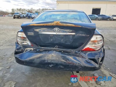 Zdjęcie 6 z 12 samochodu: 2002 TOYOTA CAMRY LE VIN:4T1BE32K02U060409 - miniatura