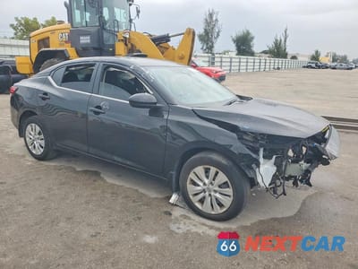 Czwarte zdjęcie samochodu z boku: 2024 NISSAN SENTRA VIN:3N1AB8BV5RY250300 - miniatura