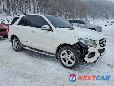 Czwarte zdjęcie samochodu z boku: 2016 MERCEDES-BENZ GLE 350 4MATIC VIN:4JGDA5HB9GA725193 - miniatura