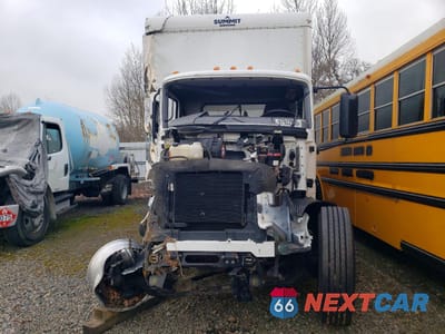 Piąte zdjęcie samochodu w środku: 2025 MACK MD BOX TRUCK VIN:1M2MDBAA5SS015931 - miniatura
