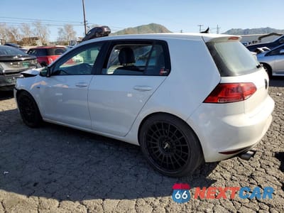 Drugie zdjęcie samochodu z przodu: 2015 VOLKSWAGEN GOLF VIN:3VW217AU7FM052356 - miniatura