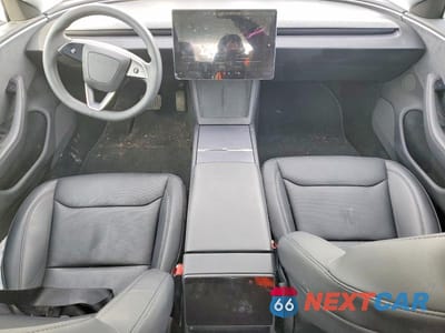 Zdjęcie 8 z 11 samochodu: 2025 TESLA MODEL 3 VIN:5YJ3E1EB5SF965116 - miniatura