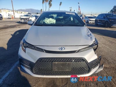 Piąte zdjęcie samochodu w środku: 2020 TOYOTA COROLLA SE VIN:5YFS4RCE1LP016663 - miniatura