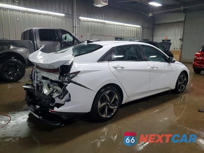 Trzecie zdjęcie samochodu z tyłu: 2023 HYUNDAI ELANTRA HYBRID LIMITED VIN:KMHLN4AJ3PU054629 - miniatura
