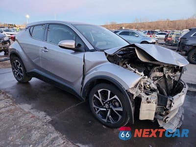Czwarte zdjęcie samochodu z boku: 2019 TOYOTA C-HR LIMITED VIN:JTNKHMBXXK1014838 - miniatura