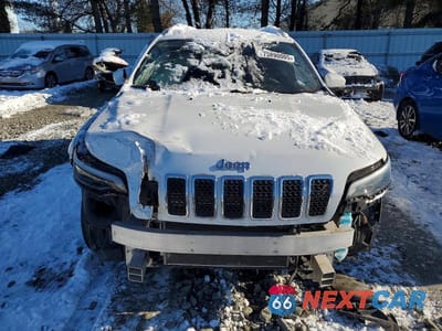 Piąte zdjęcie samochodu w środku: 2019 JEEP CHEROKEE LATITUDE PLUS VIN:1C4PJLLX5KD272092 - miniatura